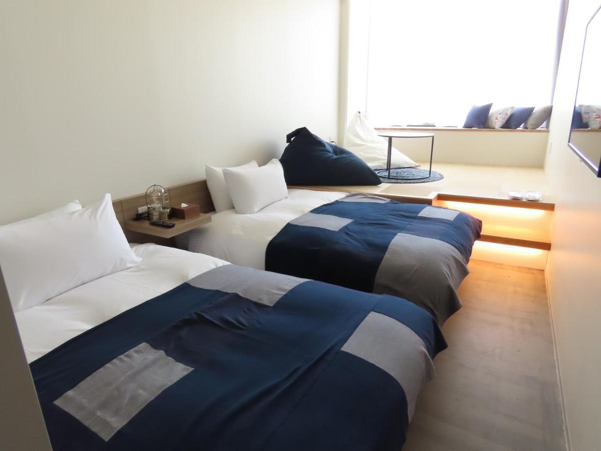 Osaka Hokko Marina Hull Hotel Exterior photo
